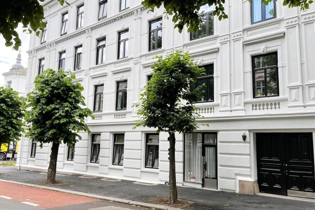 Nordic Host - Frogner - Well Appointed 2 Bedroom In Lovely West Side Neighborhood Oslo Eksteriør billede